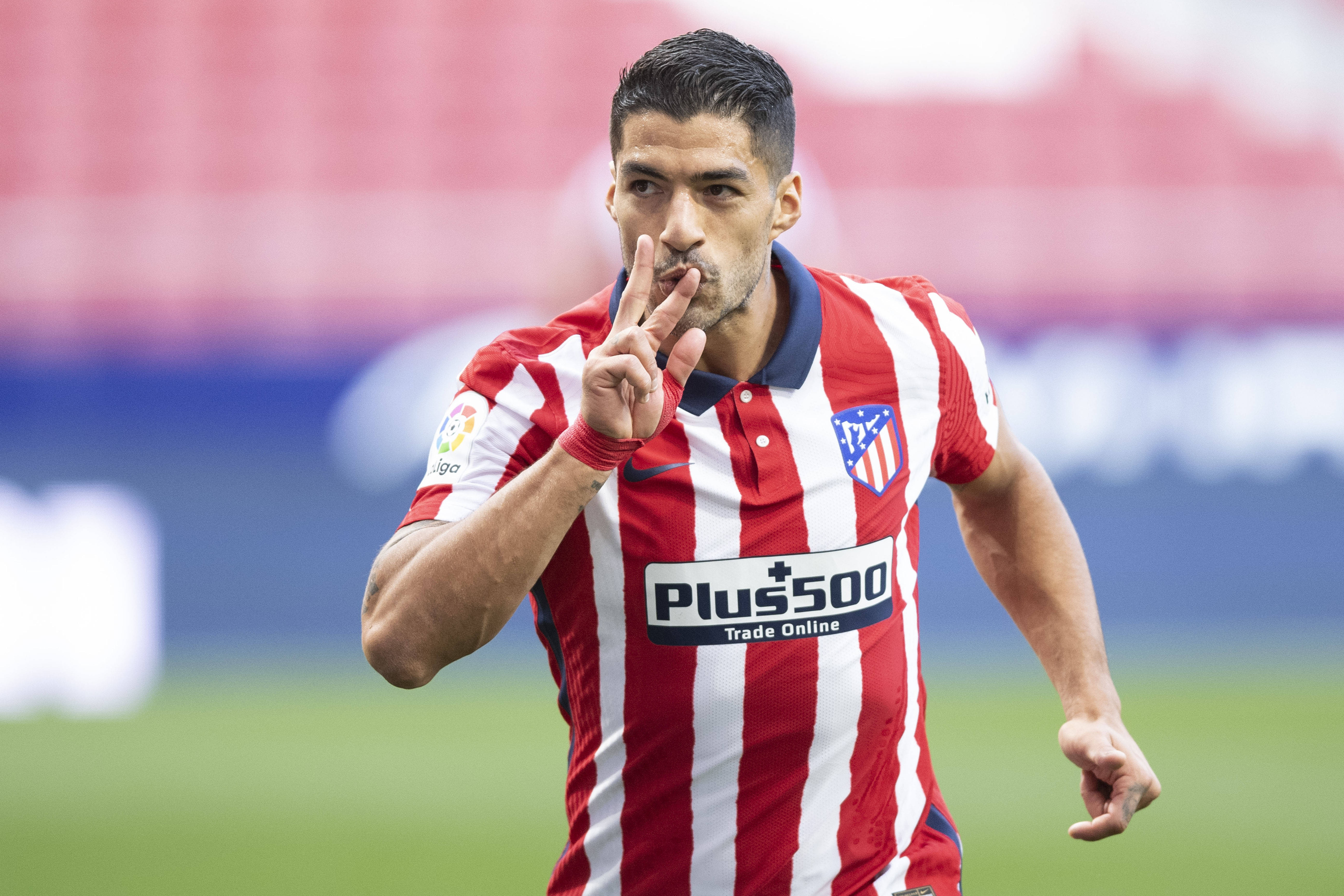 开云体育-曼城绝杀克罗地亚，苏亚雷斯点燃赛场