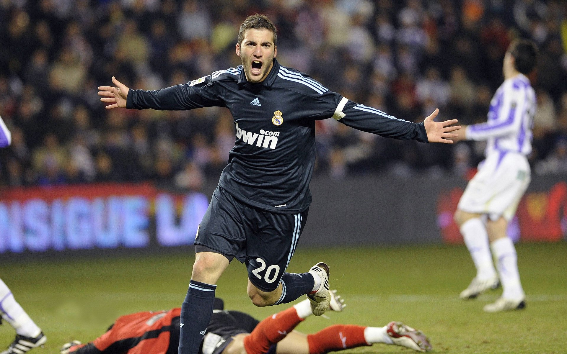 塞维利亚一波带走国际米兰,拉什福德成为关键先生